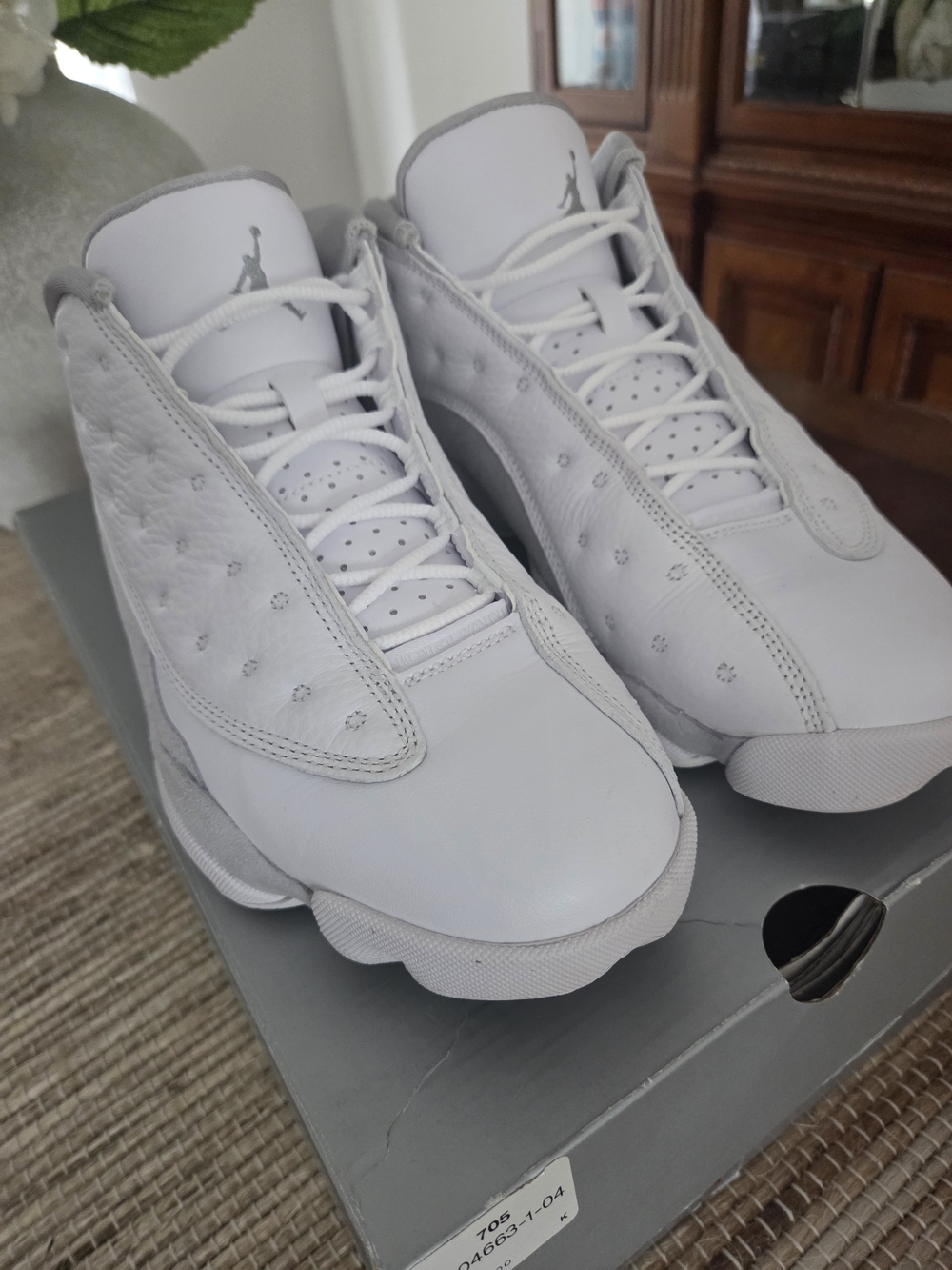 Air Jordan 13 Retro Low Men’s Basketball Shoes — White/Grey SIZE 8 - Picture 3 of 6